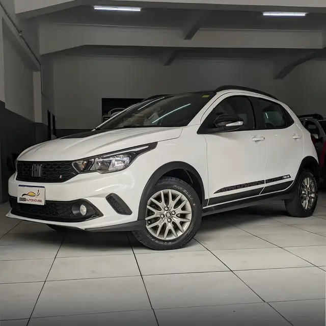 Carro Fiat Argo 2022 Trekking 1.3 (Flex)