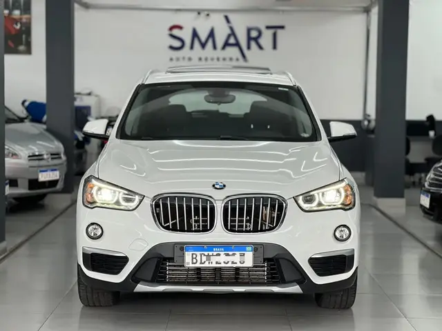 Carro BMW X1 2018 2.0 sDrive20i X-Line ActiveFlex