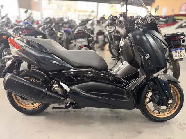 Moto Yamaha XMax 2024 ABS