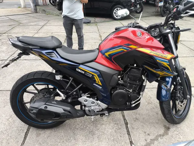 Moto Yamaha Fazer FZ25 2023 Thor