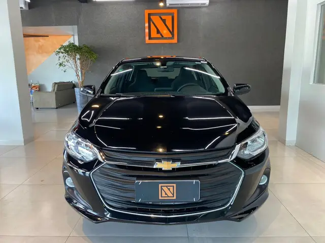 Carro Chevrolet Onix Plus 2024 LT 1.0