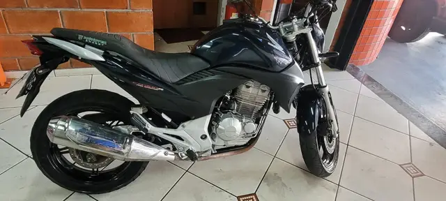 Moto Honda CB 300R 2012 Edição Especial