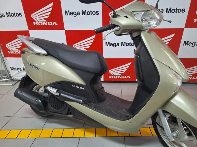 Moto Honda LEAD 2010 110