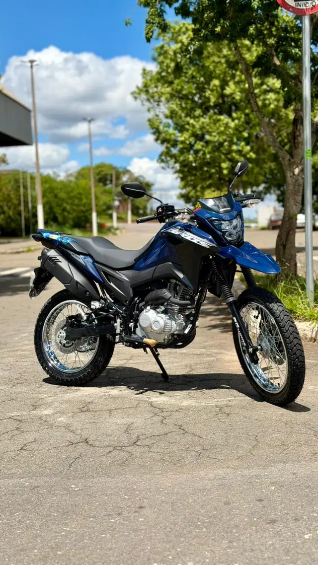 Moto Honda NXR 160 2026 Bros CBS