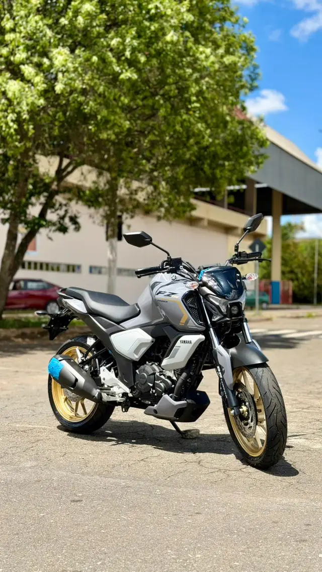 Moto Yamaha Fazer FZ15 2026 ABS