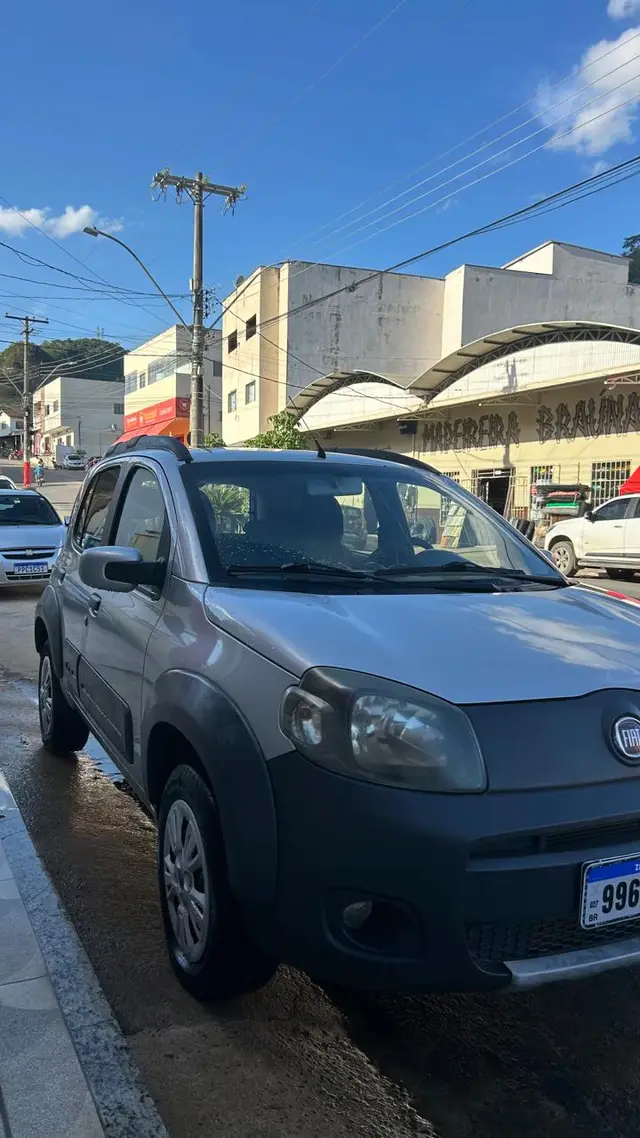 Carro Fiat Uno 2012 Way 1.0 8V (Flex) 4p