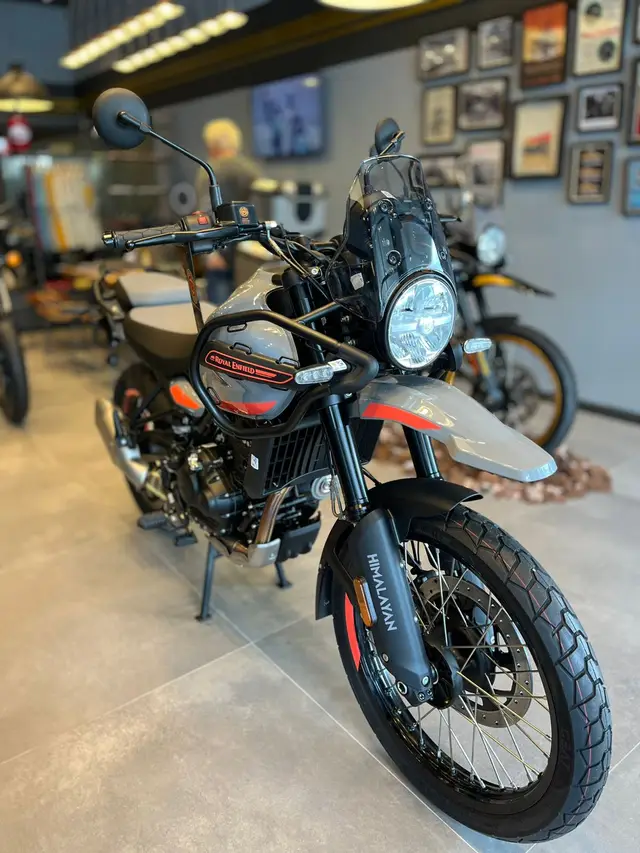 Moto Royal Enfield Himalayan 2026 450