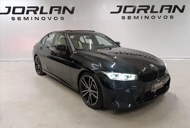Carro BMW 320i 2023 M Sport 2.0 Turbo (Aut.)