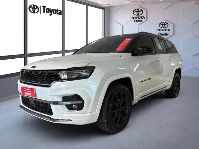 Carro Jeep Commander 2025 Blackhawk 2.0 Hurricane