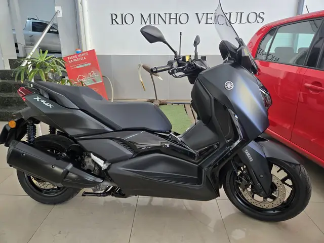 Moto Yamaha XMax 2025 250 Connected
