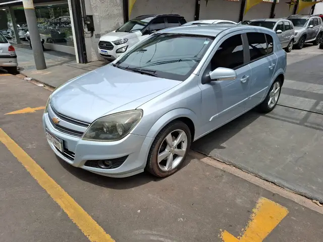 Carro Chevrolet Vectra GT 2010 2.0 8V (Flex)