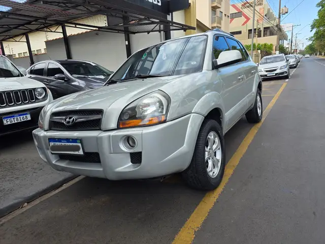 Carro Hyundai Tucson 2014 GL 2.0 16V (Flex)