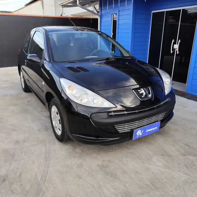 Carro Peugeot 207 2013 Hatch XR 1.4 8V (flex) 2p