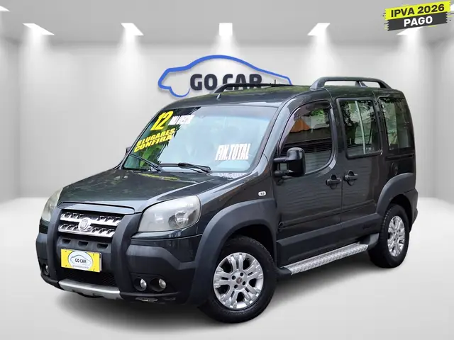 Carro Fiat Doblò 2012 Adventure 1.8 16V (Flex)