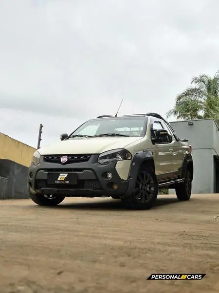 Carro Fiat Strada 2017 Adventure 1.8 16V (Flex) (Cabine Estendida)