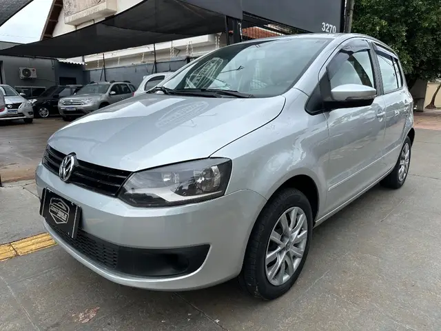 Carro Volkswagen Fox 2013 1.6 VHT (Flex)