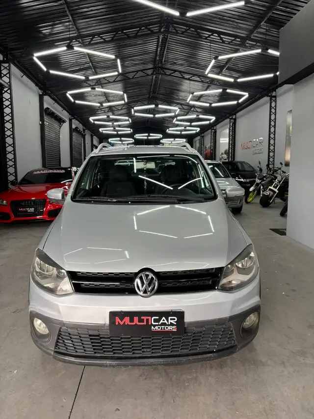 Carro Volkswagen CrossFox 2011 1.6 (Flex)