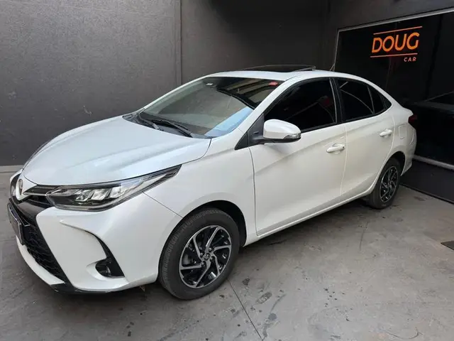 Carro Toyota Yaris 2023 XL 1.5 (Flex) (Aut)