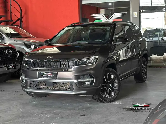 Carro Jeep Commander 2023 Limited 1.3 T270