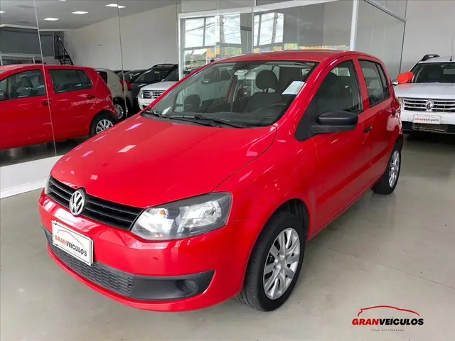 Carro Volkswagen Fox 2014 1.6 VHT (Flex)