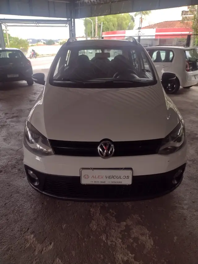 Carro Volkswagen CrossFox 2012 1.6 VHT (Flex)