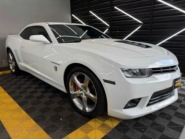 Carro Chevrolet Camaro 2014 SS 6.2