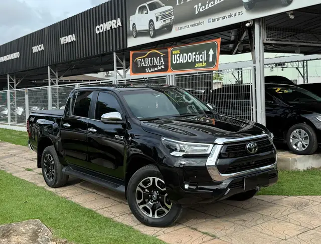 Carro Toyota Hilux Cabine Dupla 2023 SRX 4x4 2.8 Diesel
