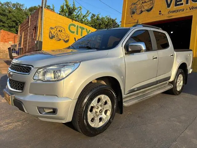 Carro Chevrolet S10 Cabine Dupla 2015 S10 2.8 CTDi 4x2 LT (Cab Dupla) (Aut)