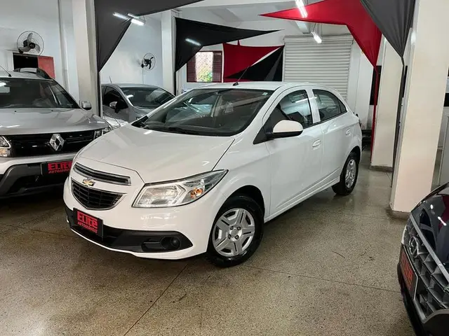 Carro Chevrolet Onix 2013 1.0 LT SPE/4