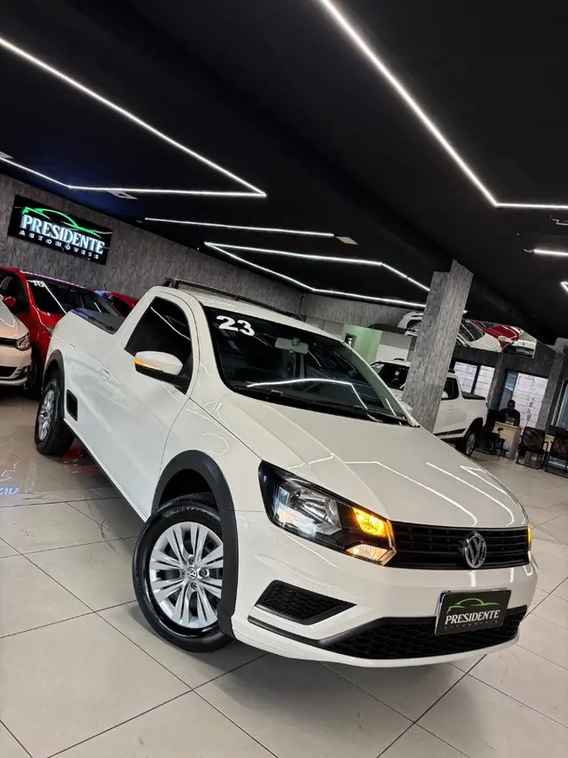 Carro Volkswagen Saveiro 2023 Robust 1.6 MSI CS (Flex)