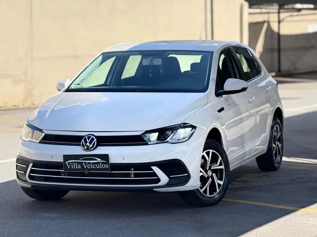 Carro Volkswagen Polo 2023 Track 1.0 Flex 12V 5p