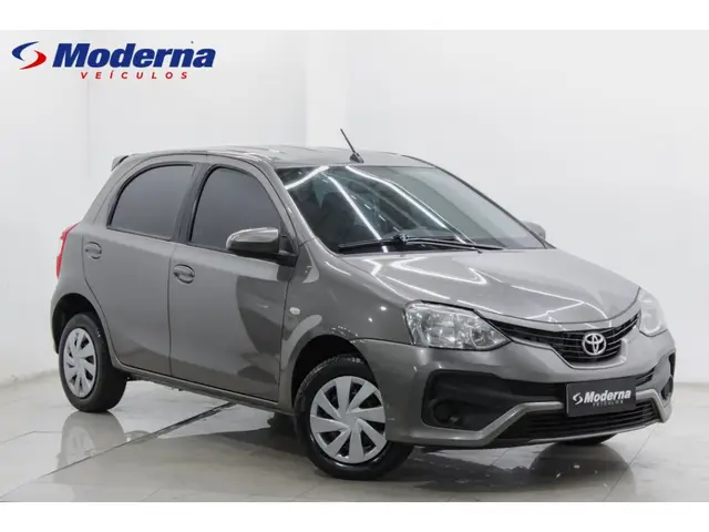 Carro Toyota Etios Sedan 2018 XS 1.5 (Aut) (Flex)