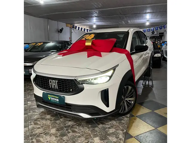 Carro Fiat Fastback 2024 Audace