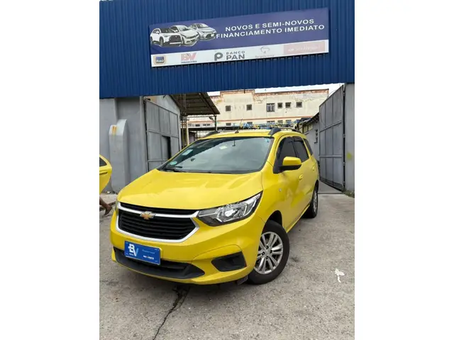 Carro Chevrolet Spin 2023 LT 1.8