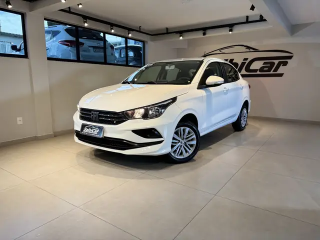 Carro Fiat Cronos 2025 Drive 1.0