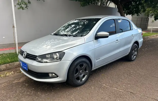 Carro Volkswagen Voyage 2013 City I-Motion 1.6 (Flex)