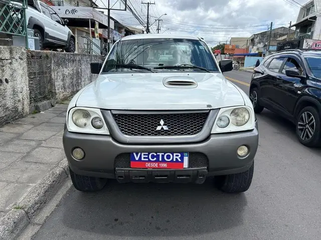 Carro Mitsubishi L200 2007 L 200 GL 4x4 2.5 Turbo (cab. dupla)
