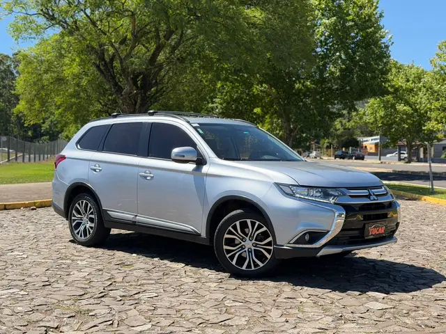 Carro Mitsubishi Outlander 2016 2.0 16V CVT