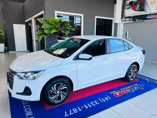 Carro Chevrolet Onix Plus 2025 LT 1.0