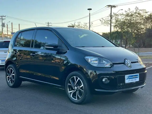 Carro Volkswagen Up! 2017 1.0 12v TSI E-Flex Move