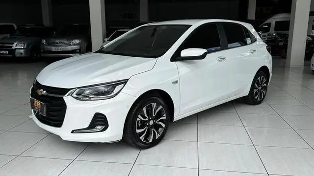 Carro Chevrolet Onix 2025 LT 1.0