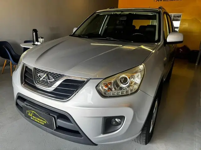 Carro CAOA Chery Tiggo 2015 2.0 16V