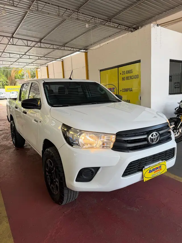 Carro Toyota Hilux Cabine Dupla 2019 Hilux 2.8 TDI CD STD 4x4 (Power Pack) (Diesel)