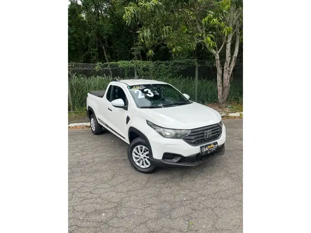 Carro Fiat Strada 2023 Endurance 1.4 Cabine Plus (Flex)