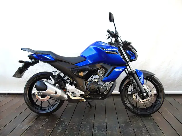 Moto Yamaha Fazer FZ15 2024 ABS