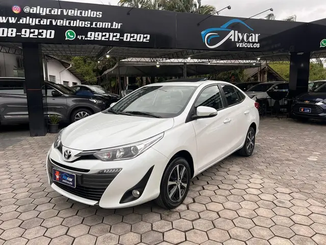 Carro Toyota Yaris 2022 1.5 XLS Connect CVT (Flex)
