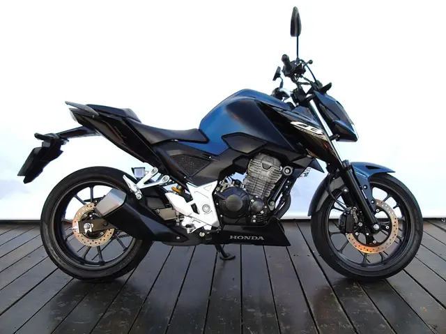 Moto Honda CB 300F Twister 2025 (ABS)
