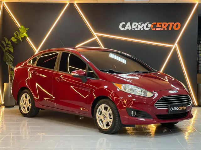 Carro Ford New Fiesta Sedan 2014 1.6 SE (Flex)