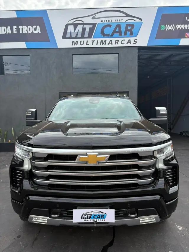 Carro Chevrolet Silverado 2024 High Country 5.3