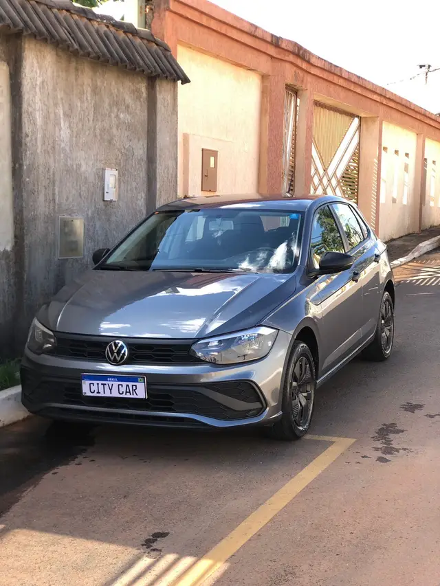 Carro Volkswagen Polo 2025 Track 1.0 Flex 12V 5p